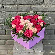 Цветочная композиция из Розы в коробке в Камешково