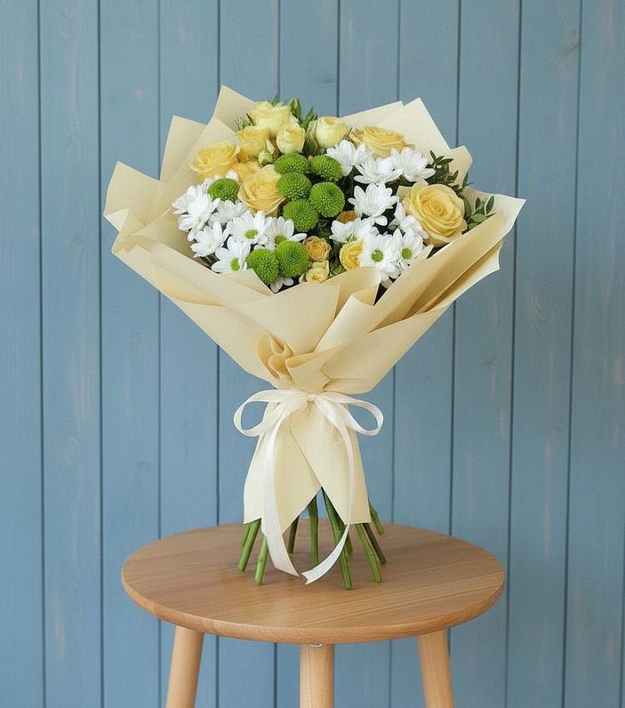 Букет цветов из: Хризантемы и Розы в Камешково