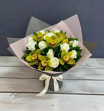 Букет цветов из:  Орхидеи и Розы в Камешково