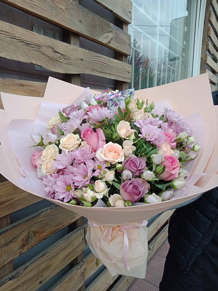 Букет цветов из: Розы и Хризантемы в Камешково