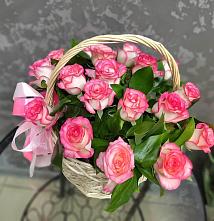 Цветочная композиция из Розы в корзине в Камешково