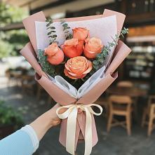 Букет цветов из:  Розы в Камешково
