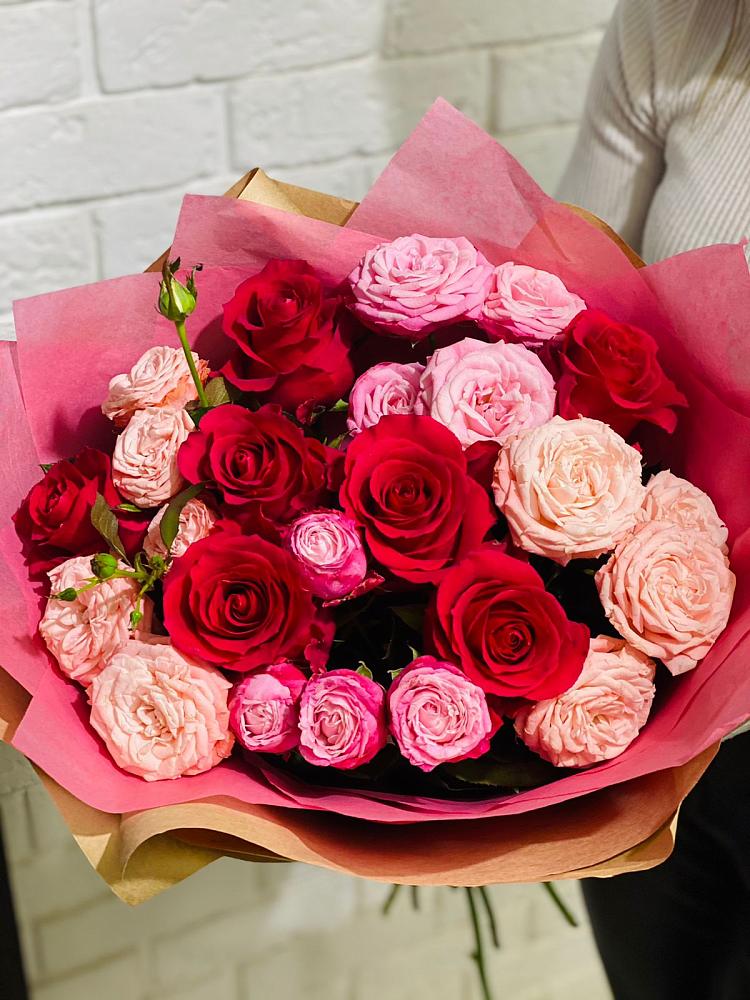 Букет цветов из: Розы в Камешково