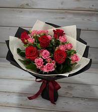 Букет цветов из:  Розы в Камешково