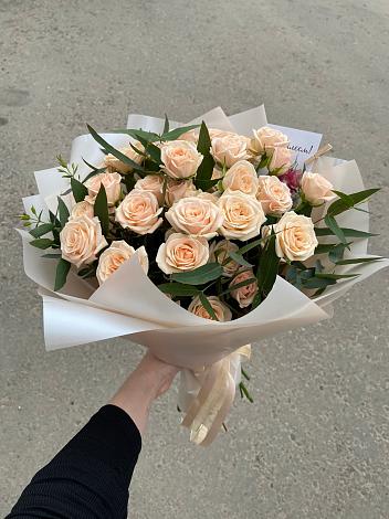 Букет Кремовые розы Латте в Камешково