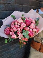 Букет розы в пальмах в Камешково Букет цветов из: Розы в Камешково
