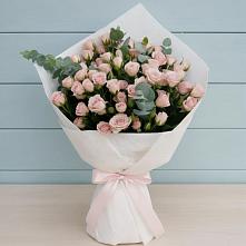 Букет цветов из:  Розы в Камешково