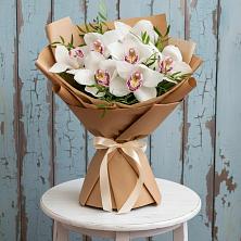 Букет цветов из:  Орхидеи и Розы в Камешково