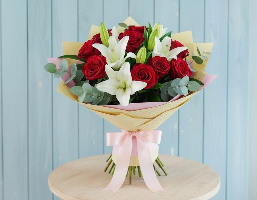 Букет цветов из: Лилии и Розы в Камешково